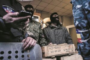 Così gli antagonisti si addestrano alla guerra