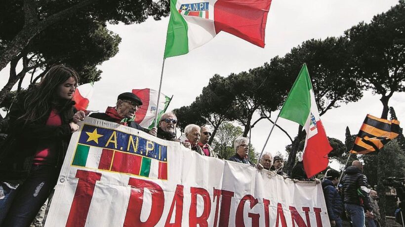 In Aula il M5s sconfessa la Raggi sui partigiani narratori delle foibe