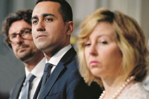 Il M5s ascolta l’alleato: dirà no al processo