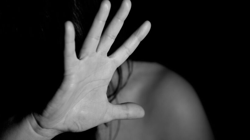 Sedicenne uccide un marocchino. «Voleva stuprarmi, mi sono difesa»