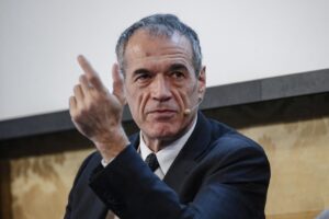 «Il compenso per la mia partecipazione al programma “Che tempo che fa” viene pagato dalla società di produzione all’università Cattolica di Milano che lo utilizza per finanziare giovani laureati»