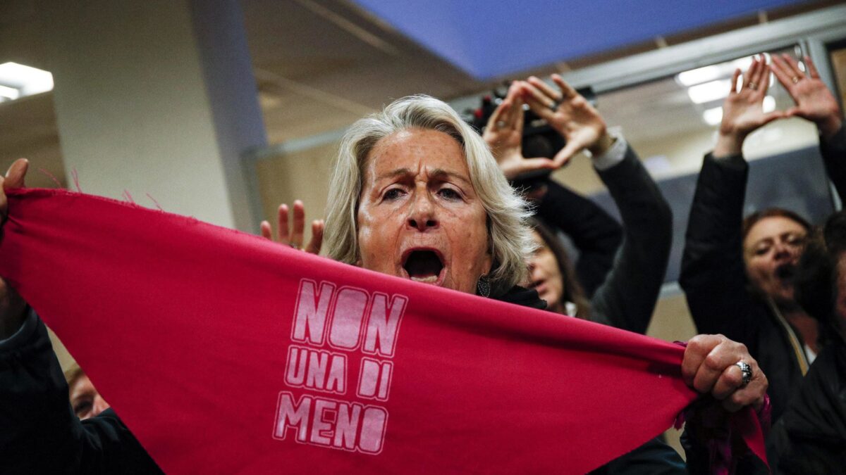 Pd e femministe okkupano il seminario pro vita