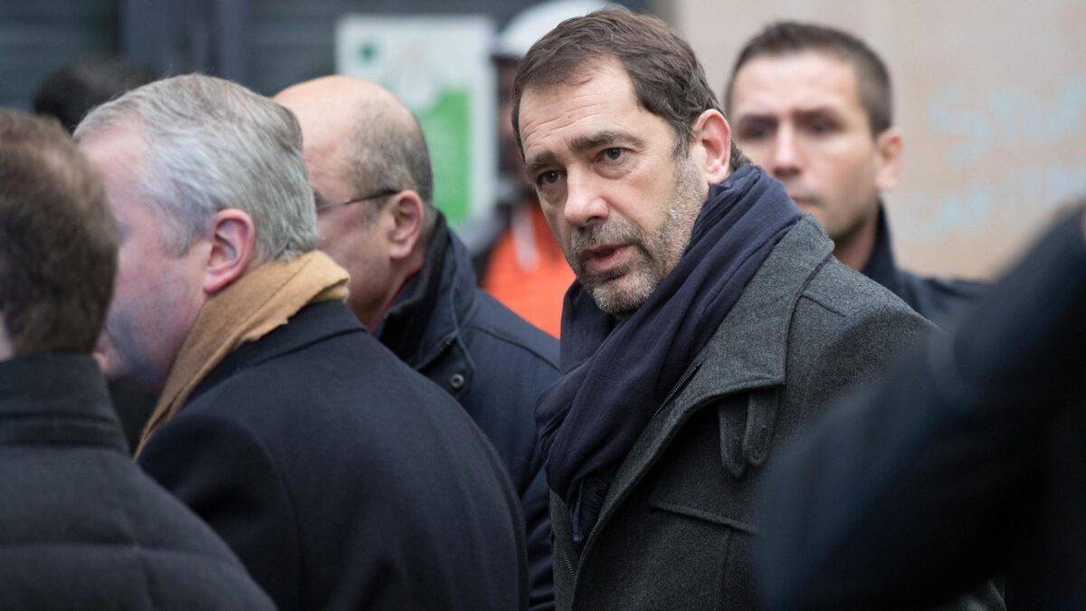 La Francia insulta ancora: «Bisogna fermare la lebbra nazionalista»