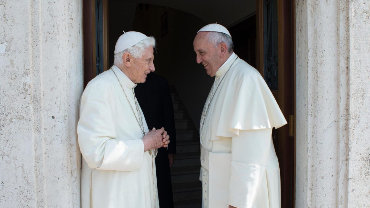 «Dietro le dimissioni di Ratzinger lo scandalo pedofilia nella Chiesa»