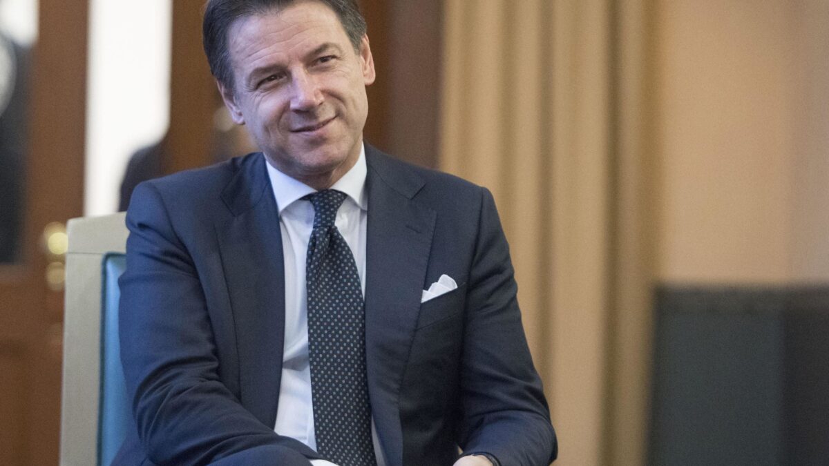 Burattino? Macché, Conte è uno Zelig come il Cav
