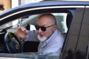 Babbo Renzi attacca i giudici ma lo insegue un’altra indagine