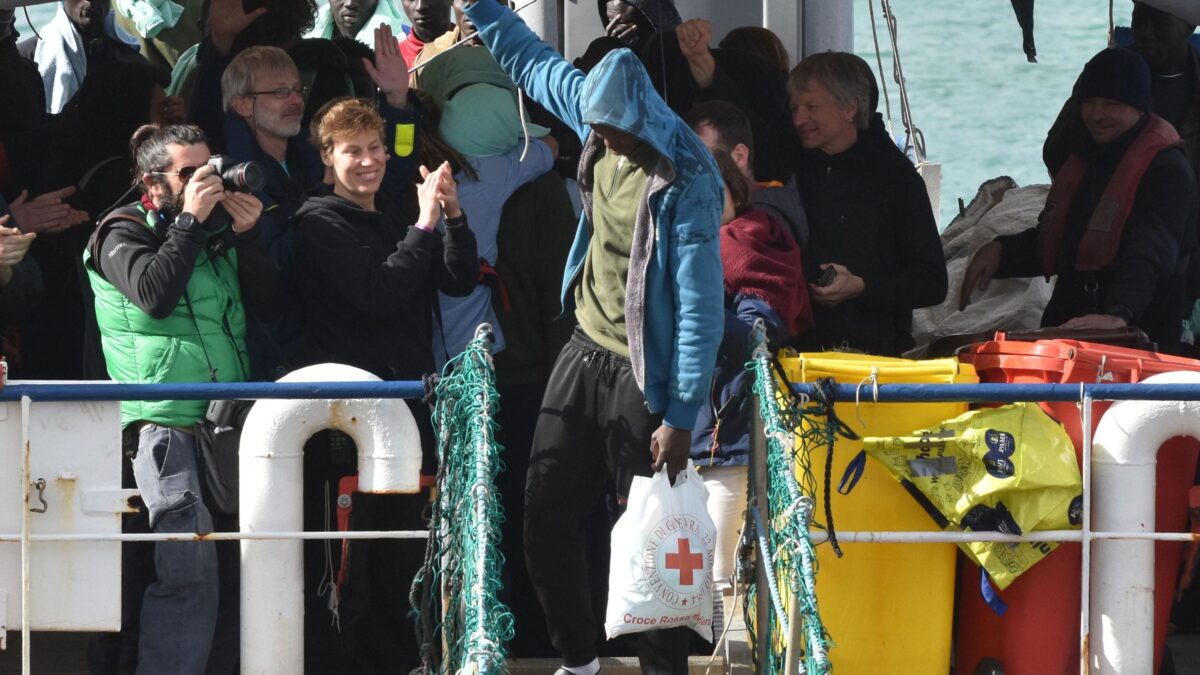 L’antisemitismo viaggia in barcone. Il paragone ebrei-immigrati è folle