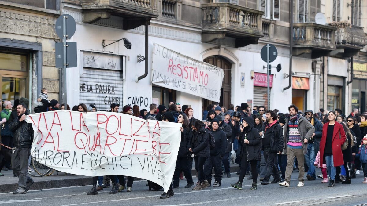 A Torino cova il virus della nuova anarchia