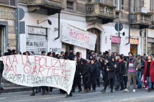 A Torino cova il virus della nuova anarchia