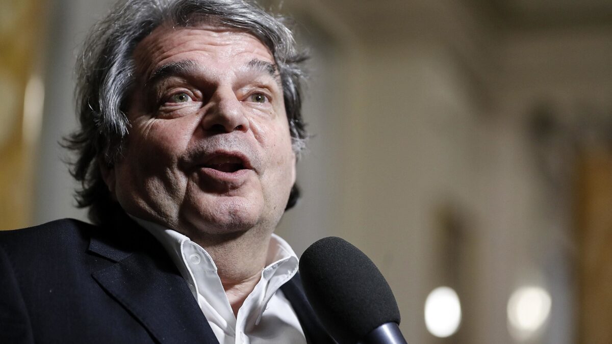 Brunetta: «È ora di chiudere i conti con il comunismo»