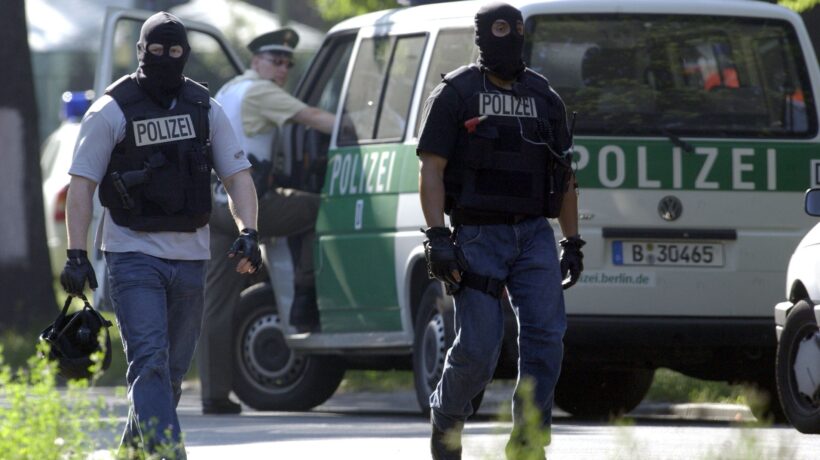 Il sindacato di polizia tedesco: «Gli agenti arabi collusi con i clan»
