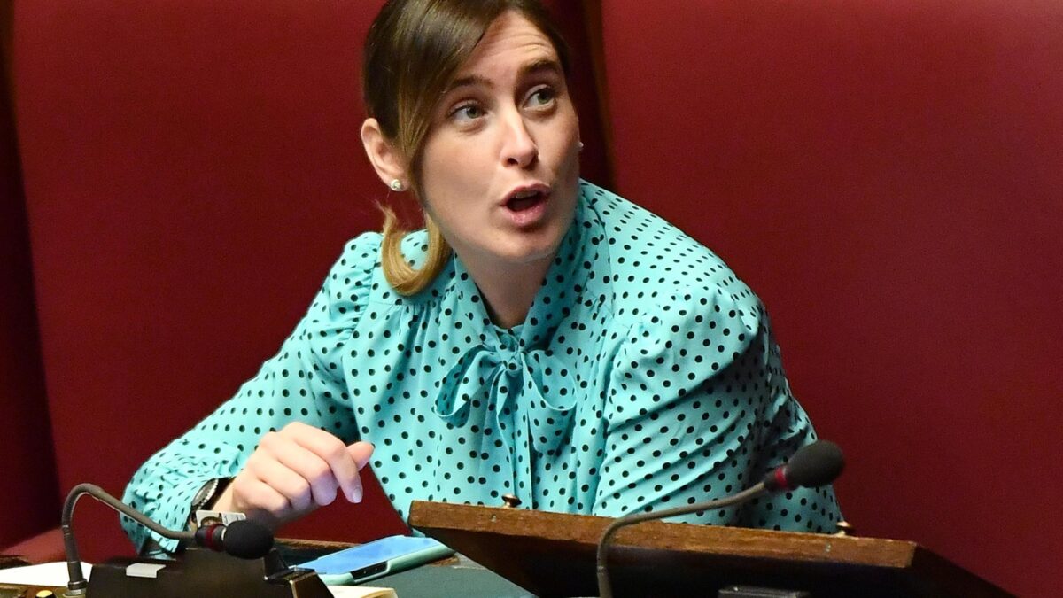 La Boschi travestita da Perry Mason è la peggior difesa d’ufficio dei Renzi