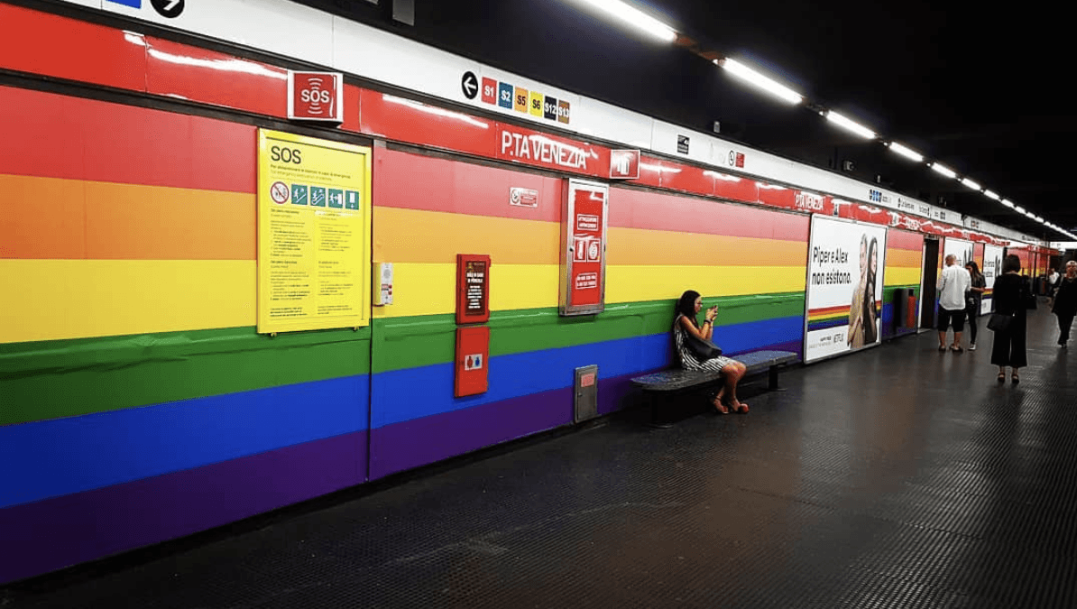Il Pd implora la Nike di lasciare gli spot pro gay