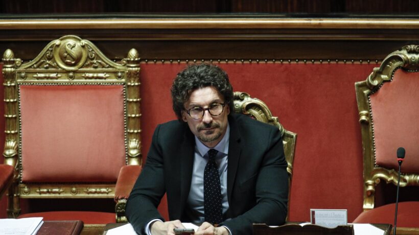 La Castelli e Toninelli negano l’evidenza ma l’ecobonus resta sempre una tassa