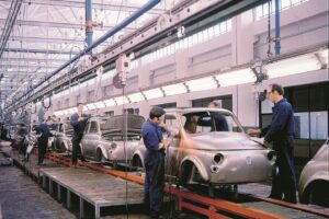 Con Marella finisce la dinastia Fiat che saldò il mondo snob alla sinistra