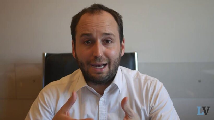 “Inferno” Brexit e stime sul Pil: il doppio, paradossale assist della Ue ai suoi critici