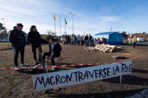Economia e banche i flop peggiori. Ma Macron rischia anche a casa sua