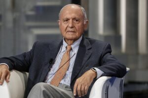 Savona, il ministro rompiscatole che mette i brividi alla Merkel