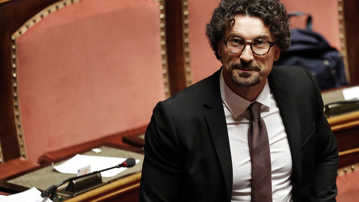 L’uomo di Toninelli molla seminando minacce