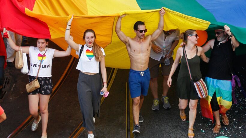 L’Oms si arrende all’ideologia gender: i trans non sono più malati di mente