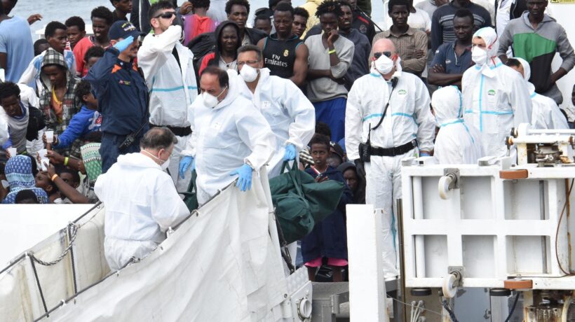 I migranti vogliono querelare Salvini per detenzione illegale sulla Diciotti