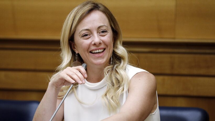 La maggioranza cerca voti al Senato
