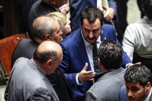 L’autunno incandescente della Lega con i magistrati