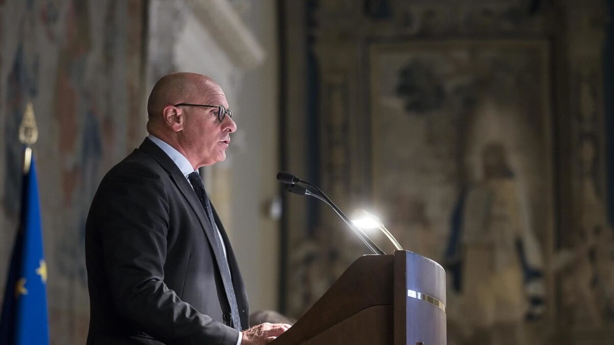 Le nomine dell’ultimissimo istante mettono all’angolo i fedeli di Grillo