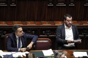 I fan dello sfascio rimangono con lo spread in mano