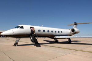Negli Usa con jet privato di lusso.Chi paga 150.000 euro per Renzi?