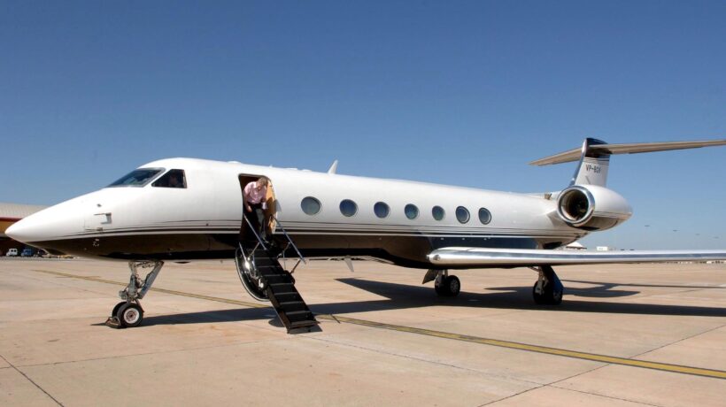 Negli Usa con jet privato di lusso.Chi paga 150.000 euro per Renzi?