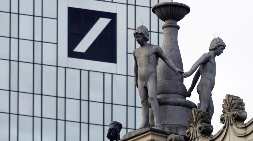 Nuovo schiaffo Usa alla banca della Merkel