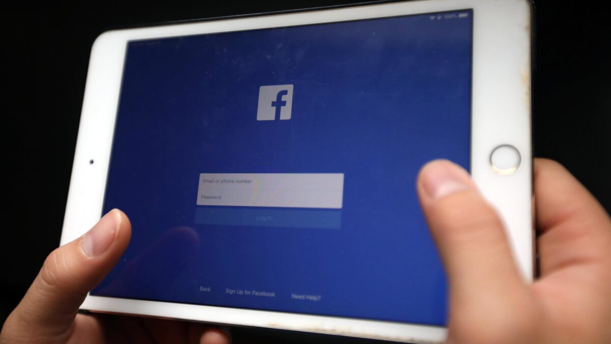 Facebook ci illude di piacere proprio a tutti