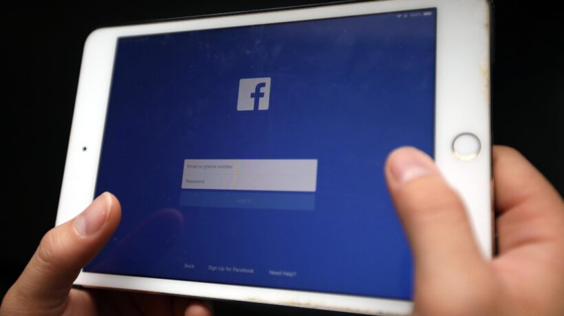 Facebook ci illude di piacere proprio a tutti