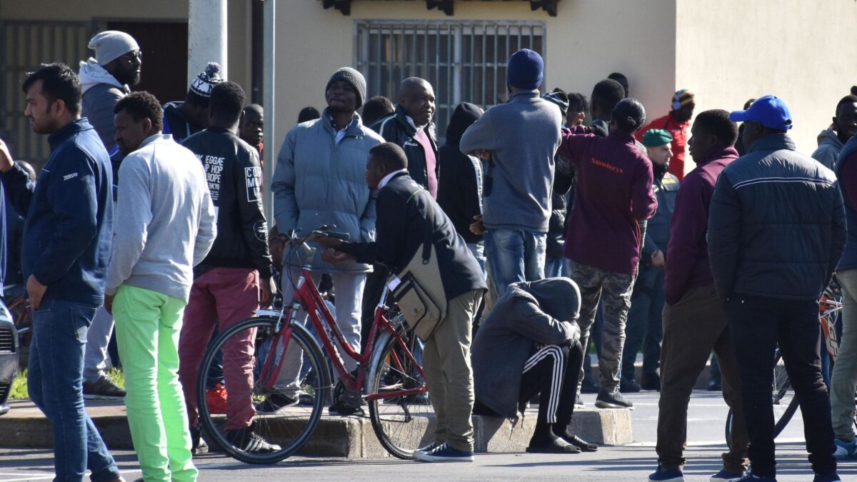 La Cei offre l’accoglienza, ma chi la paga?