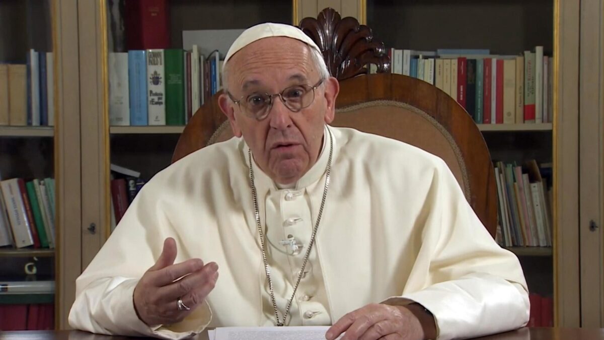 Dieci domande a Papa Bergoglio. Facciamola semplice: i fatti sono veri o no?