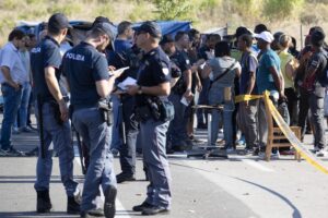 Più controlli sui richiedenti asilo per espellere prima i criminali