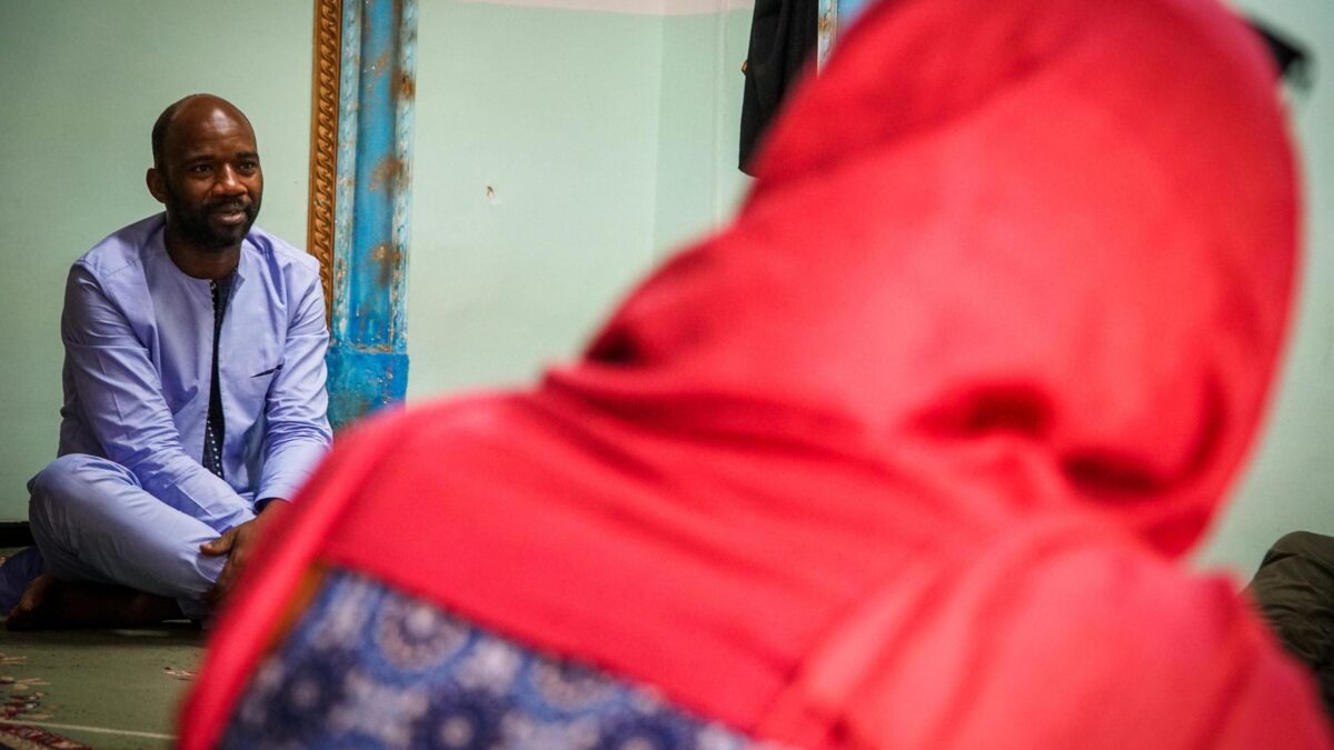 Le balle di Roberto Burioni: «Gli italiani infettano gli immigrati»