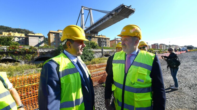 Sequestrati i verbali dei cda di Aspi. Ipotesi esplosione dietro il crollo