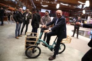 Farinetti: caporalato no, contratti capestro sì