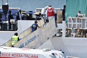 Spese mediche per i clandestini: alle Regioni vanno solo 31 milioni