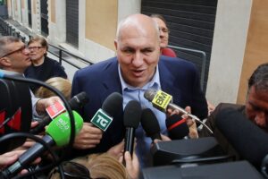 Crosetto: «All’Italia serve uno choc fiscale e con l’Ue bastone e carota»