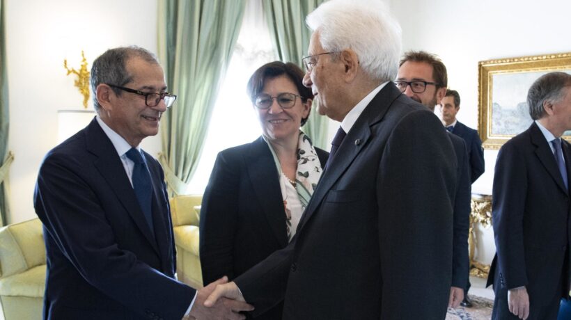 La triplice Mattarella-Garofoli-Tria mette in un angolo i 5 Stelle