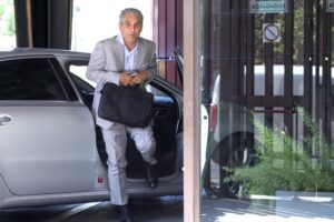 Per un cavillo Berlusconi rompe i ponti con Salvini