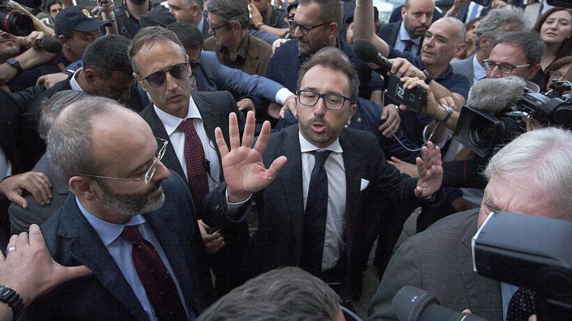 «Agente sotto copertura? Meglio una squadra di agenti scelti»