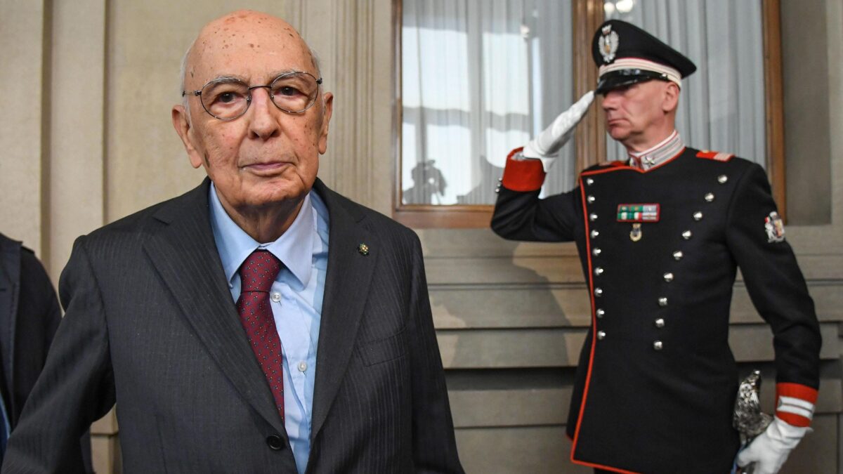 Napolitano disprezza il Paese che lo ha pagato 18 milioni