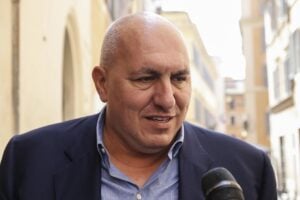 Parla Crosetto: «In Libia ci hanno fregato. Stavolta evitiamo la guerra»