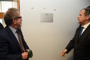 Clamorosa retata di primari. La sanità lombarda è sotto inchiesta: indagato anche l’ex magistrato della giunta Maroni