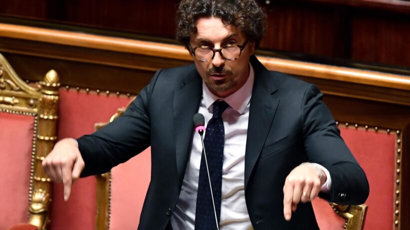 Conte e Tria insieme anche sul vagone Tav