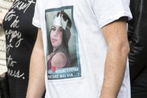 «Oseghale ha fatto a pezzi Pamela da viva»